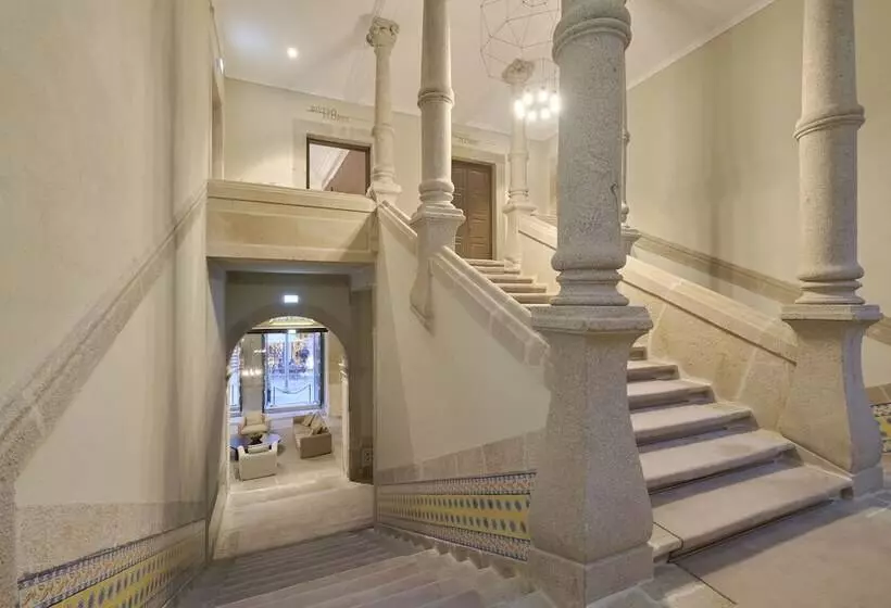 هتل Portobay Flores