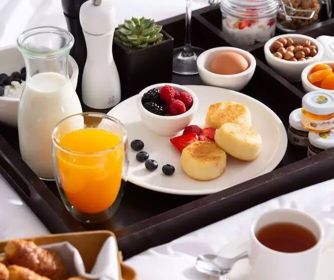 ホテル Radisson Blu Olympiyskiy