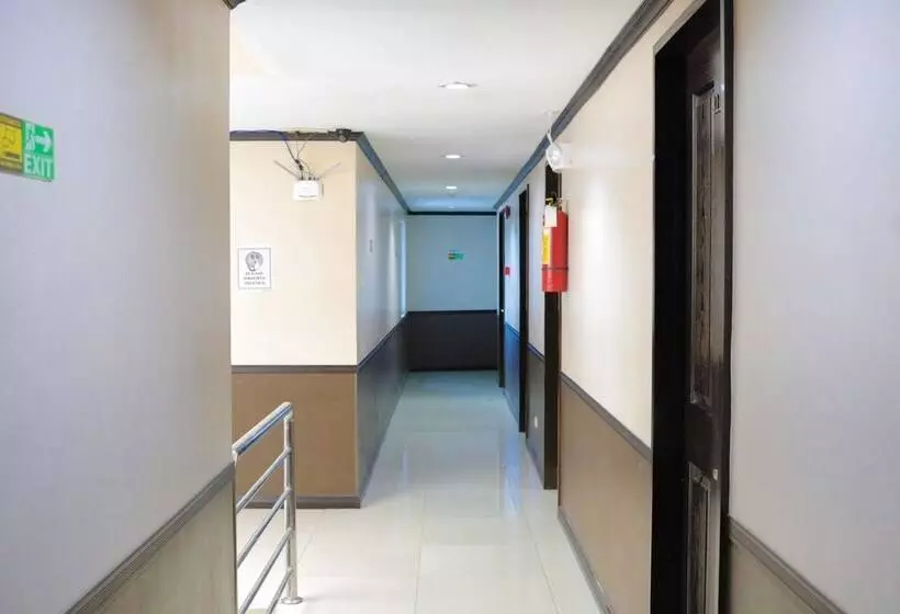 هتل Reddoorz @ Bonifacio St Cebu