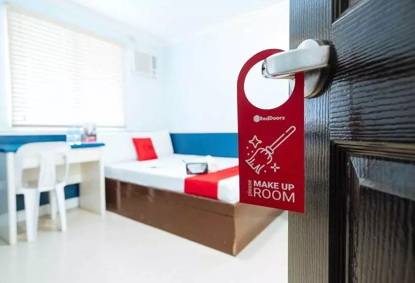 هتل Reddoorz @ Bonifacio St Cebu