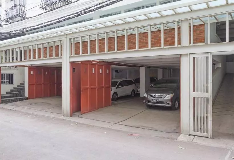 Hotelli Reddoorz @ Malabar Street