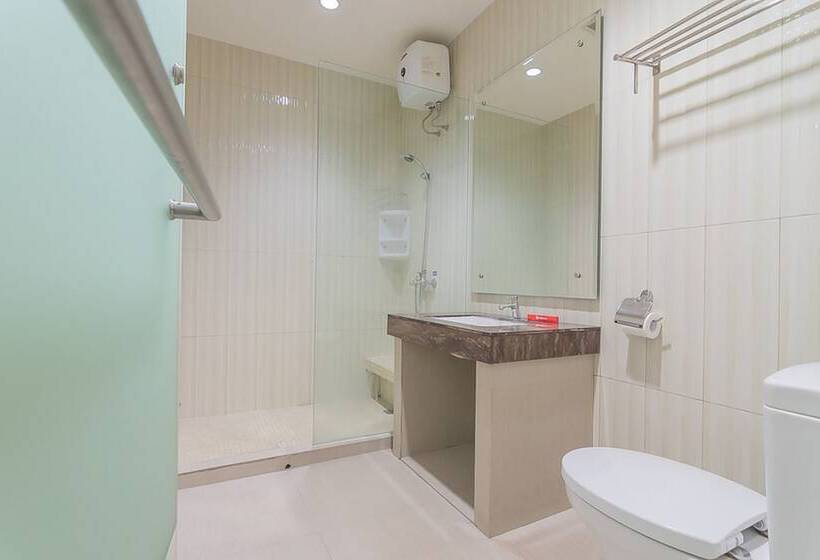 בית מלון כפרי Reddoorz @ Malabar Street