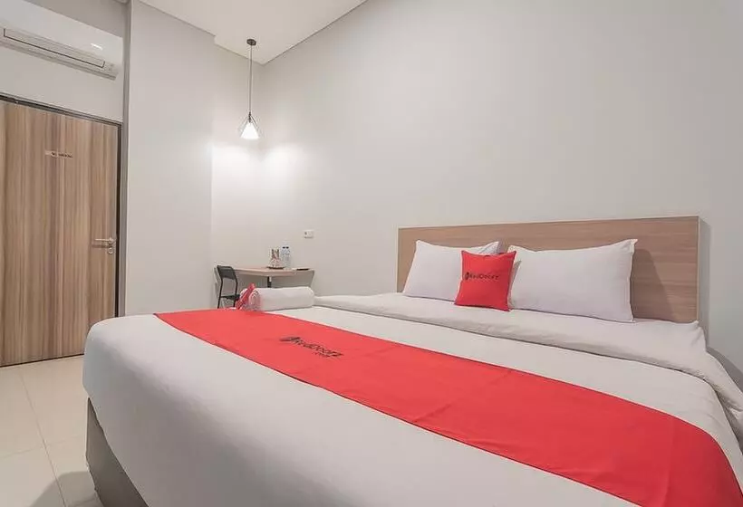 Hotelli Reddoorz @ Malabar Street