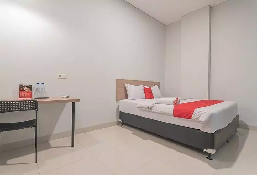 Hotelli Reddoorz @ Malabar Street