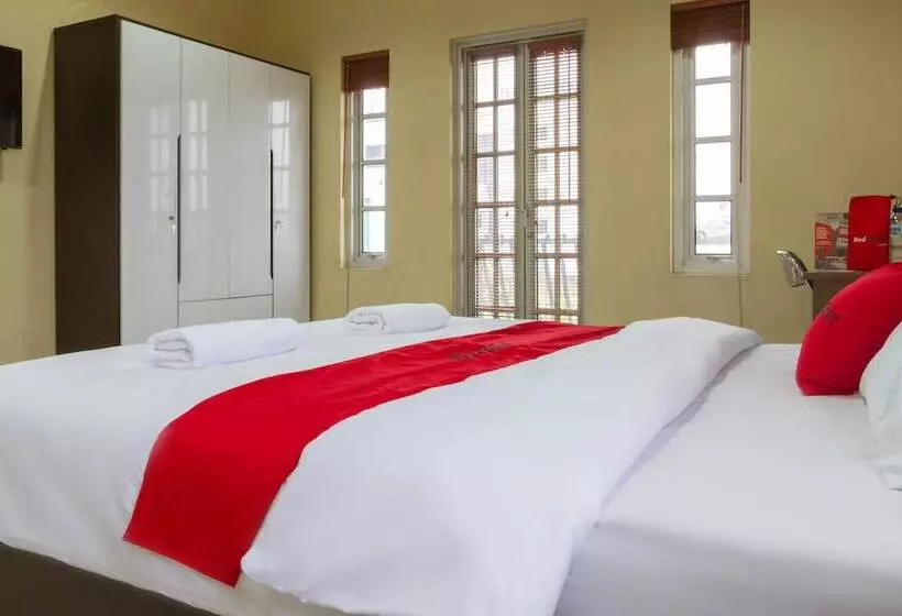 Hotelli Reddoorz @ Malabar Street