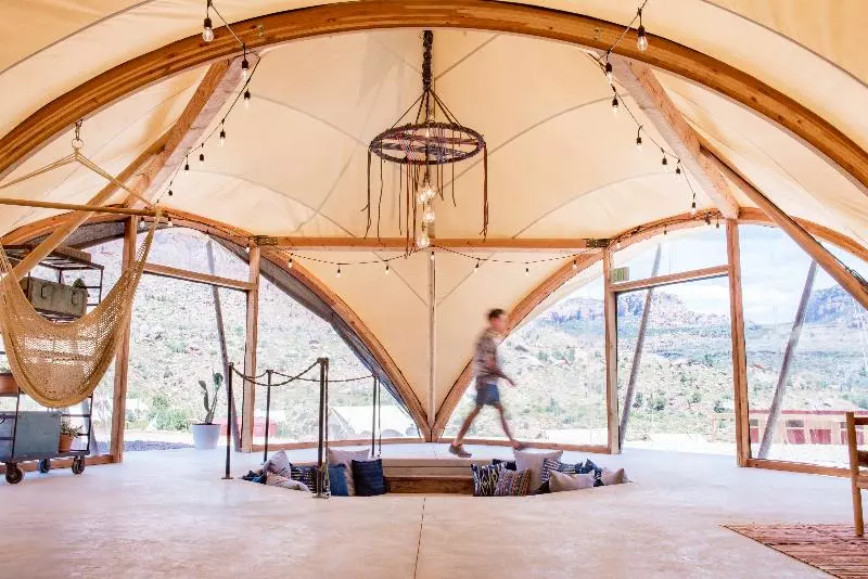 Hotelli Under Canvas Zion