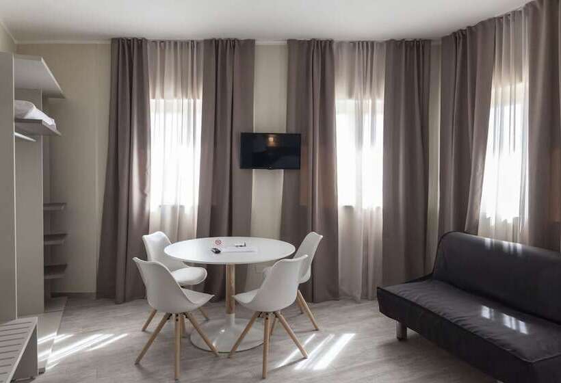 هتل & Wellness Stella Delle Langhe