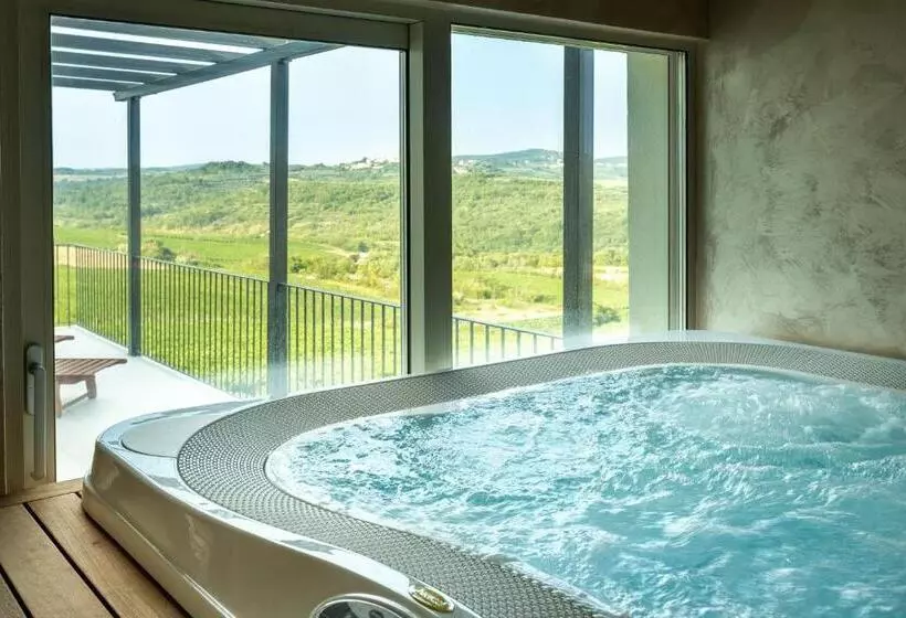 ホテル Wine Residence Cattunar