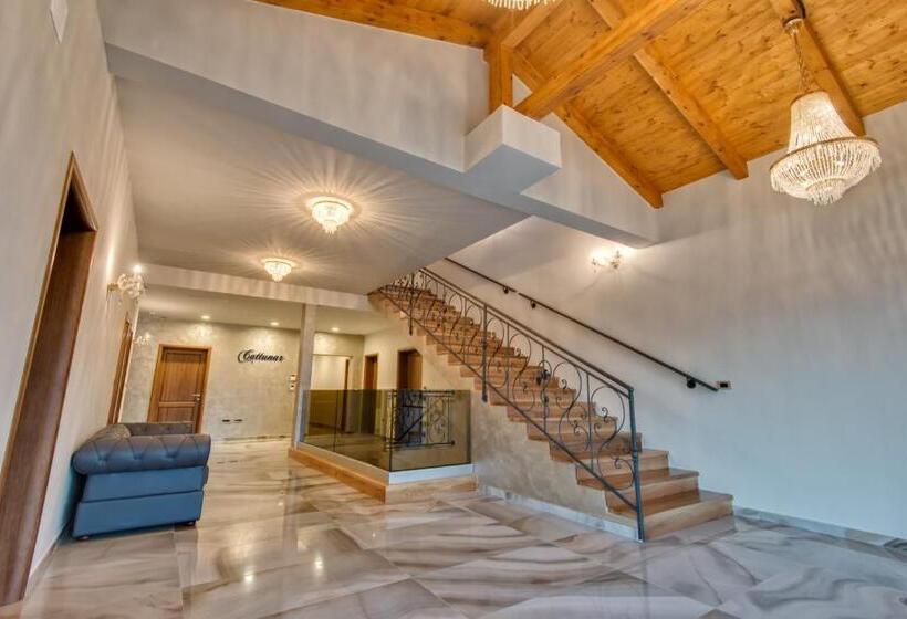 فندق Wine Residence Cattunar