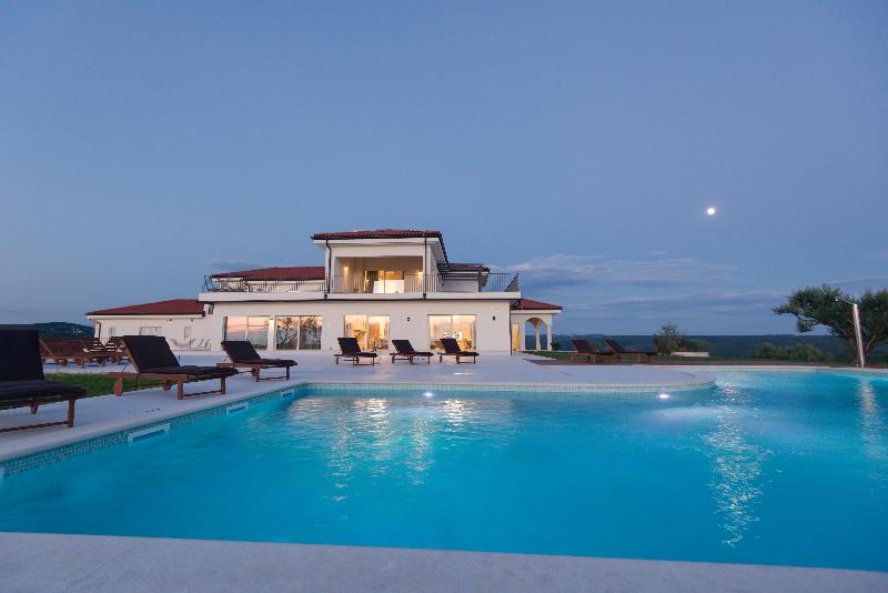 فندق Wine Residence Cattunar