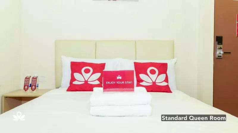 ホテル Zen Rooms Charisma