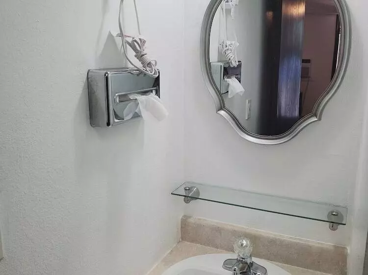 Motelli Holiday Lodge