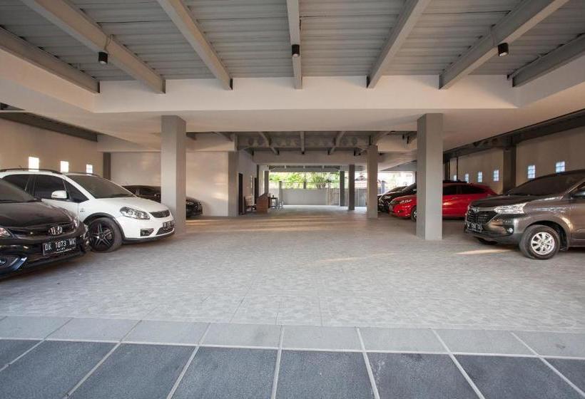 بنسيون Reddoorz Near Universitas Wijaya Kusuma Surabaya 2