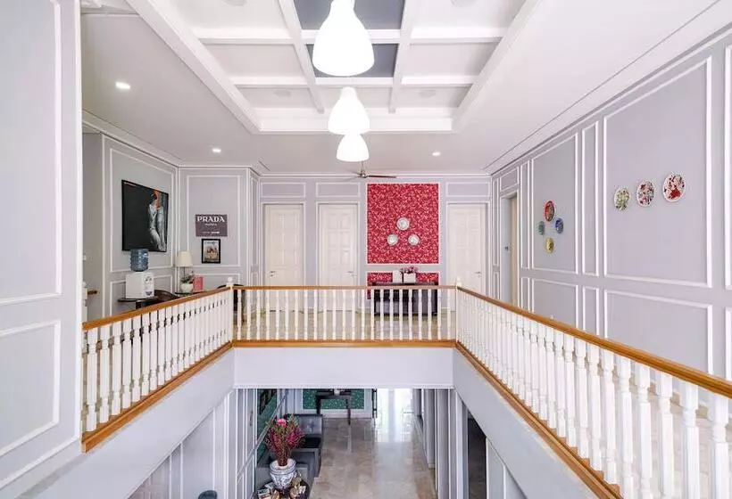 Majatalo Reddoorz Premium Near Rs Pondok Indah