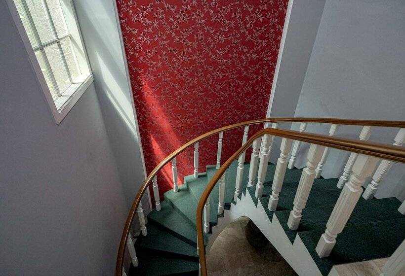 פנסיון Reddoorz Premium Near Rs Pondok Indah