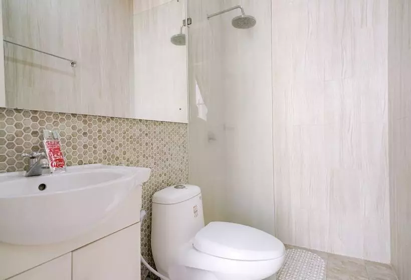 Majatalo Reddoorz Premium Near Rs Pondok Indah