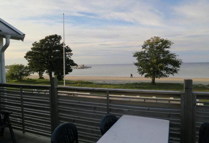 پانسیون Strandbaden Köpingsvik