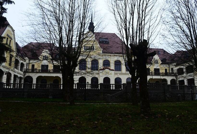 Rubezahl Marienbad Luxury Historical Castle Hotel & Golf   Castle Hotel Collection