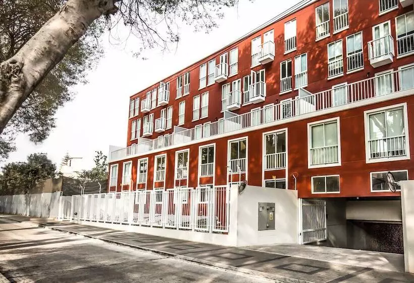 Trendy Host Osma, Barranco