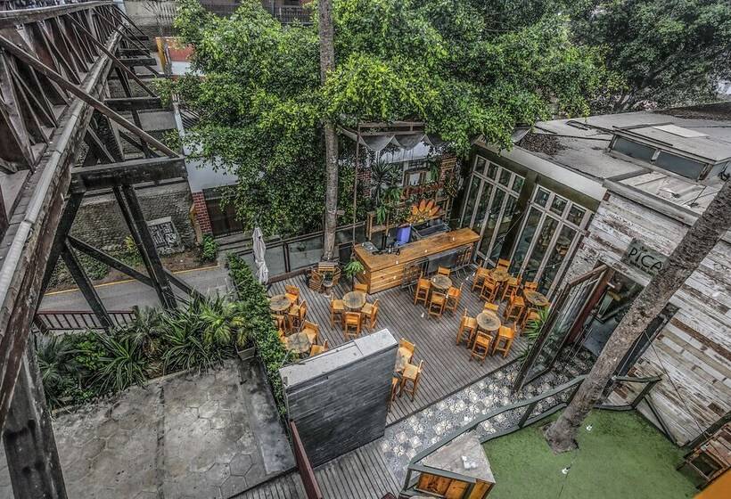 Trendy Host Osma, Barranco