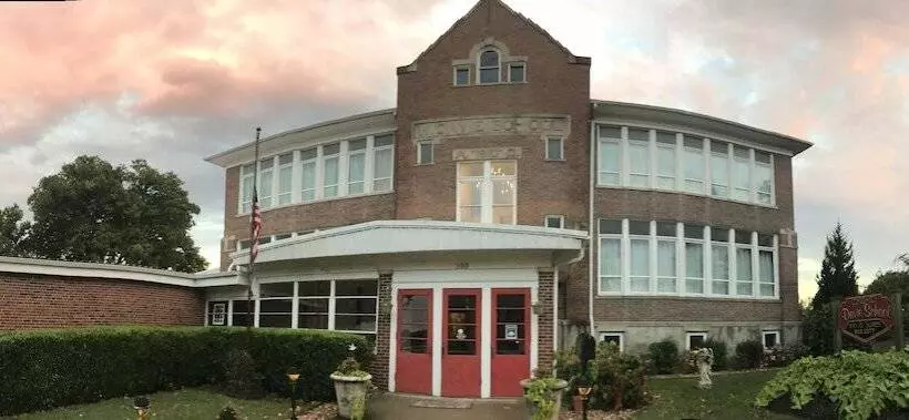 Aamiaismajoitus (B&B) Davie School Inn