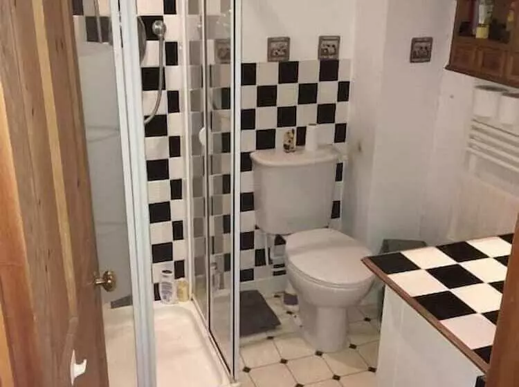 Aamiaismajoitus (B&B) Silverstone Grand Prix