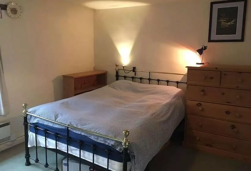 Aamiaismajoitus (B&B) Silverstone Grand Prix