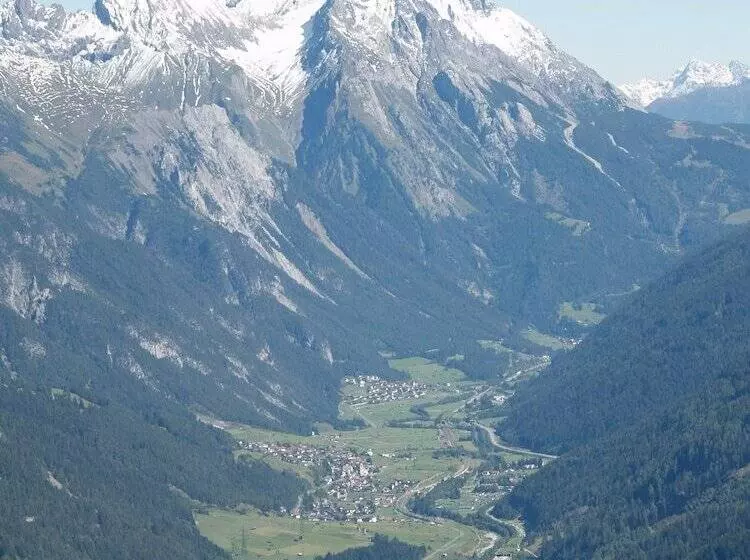 Brunnenhof Apartments