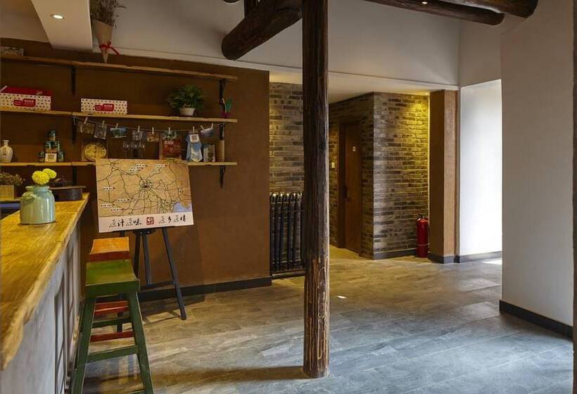 Hostal Home Coming Persimmon Furrow