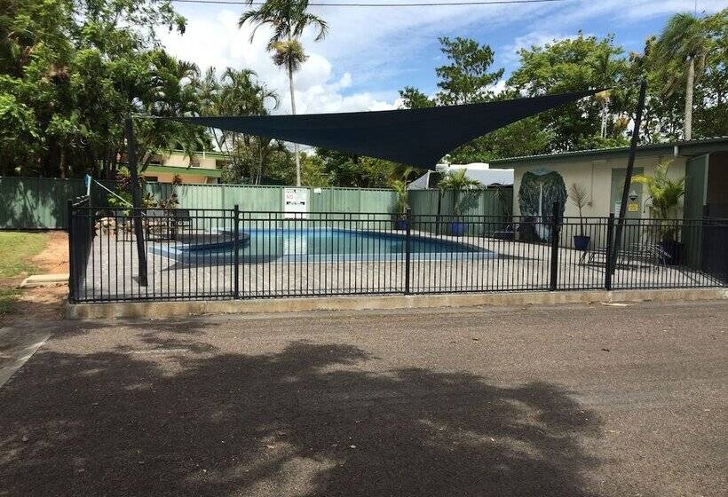 簡易ホテル Ingham Tourist Park