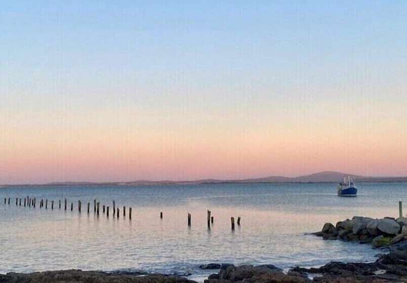 호텔 Bridport Bay Inn