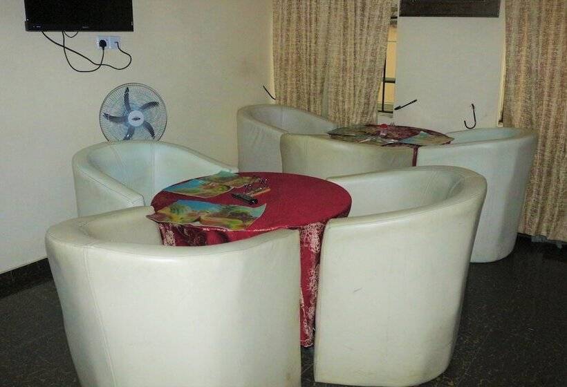 هتل Chisam Suites Annex