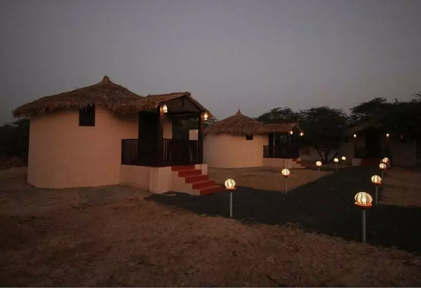 ホテル Hiriz Seabreeze Resort