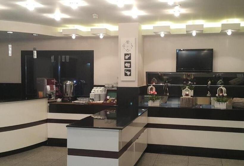 ホテル La Bella Soma