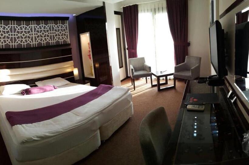 ホテル La Bella Soma