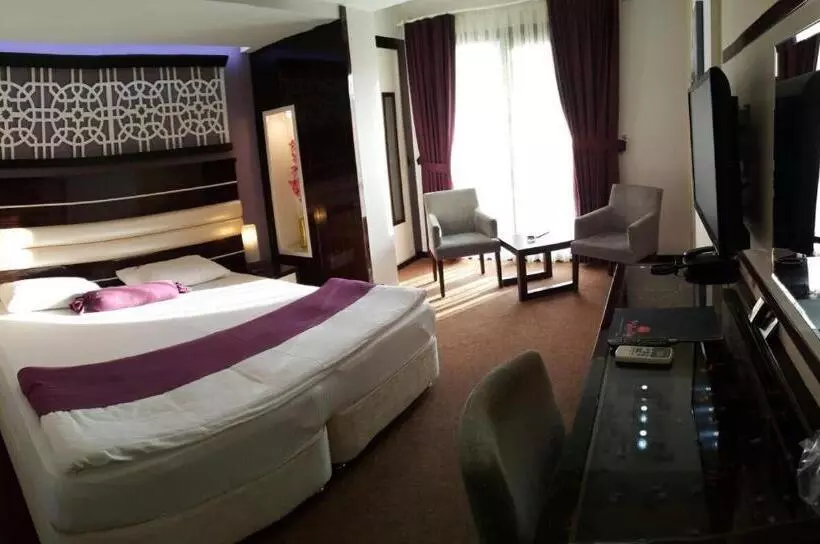 Hotelli La Bella Soma