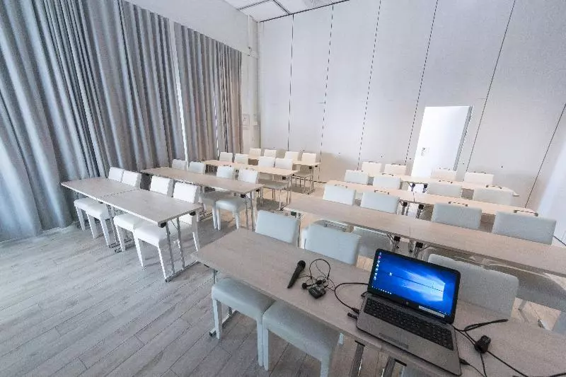 Hotelli Seaside Glass Villas