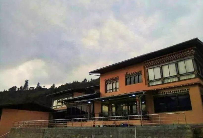 هتل Soenam Tsokhang Resort
