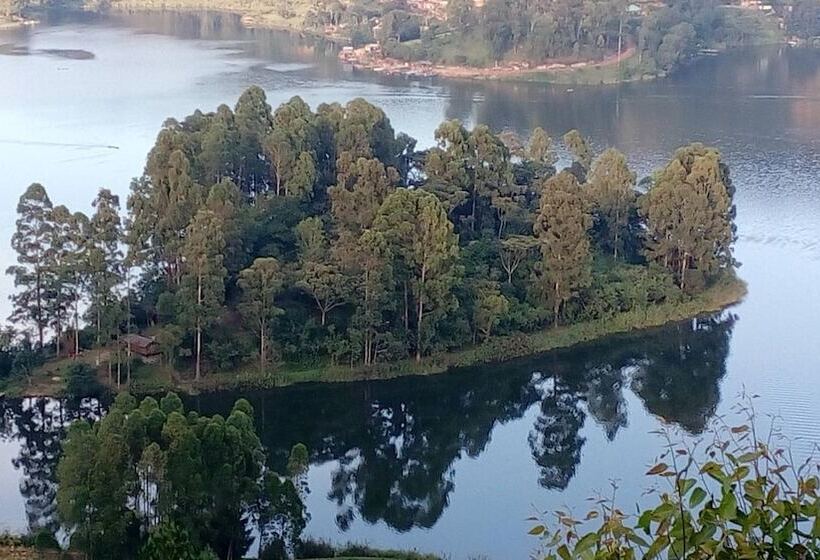 هتل Supreme Adventure Park Bunyonyi