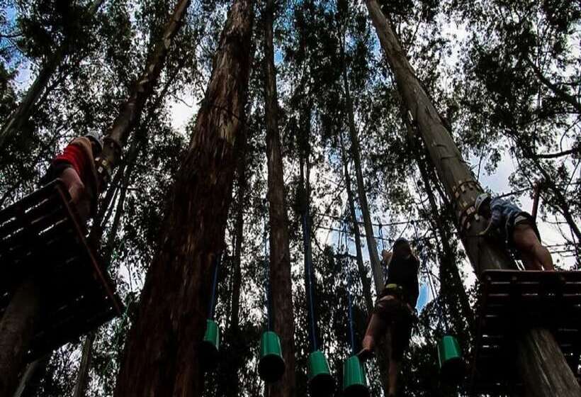 هتل Supreme Adventure Park Bunyonyi