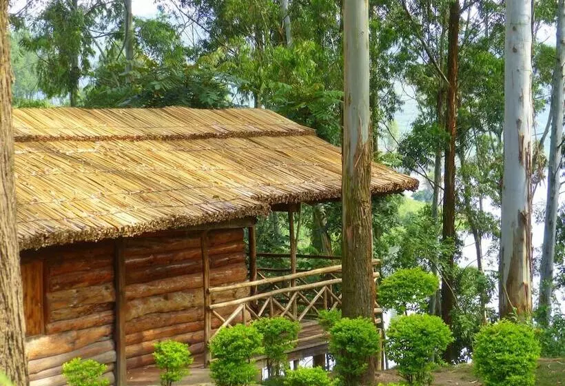 هتل Supreme Adventure Park Bunyonyi