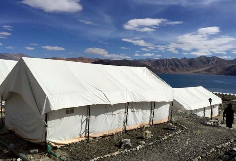 בית מלון כפרי Tih The Regal Camp