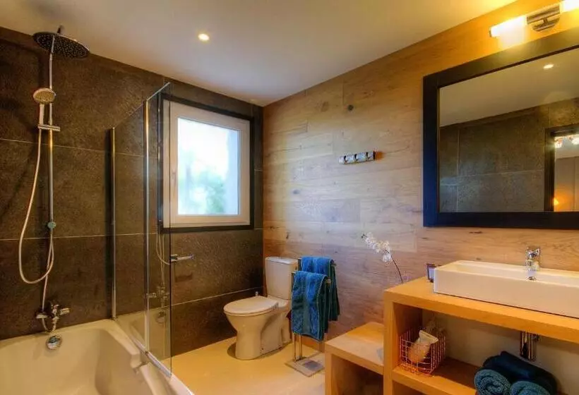 Aamiaismajoitus (B&B) Au Pied Des Oliviers