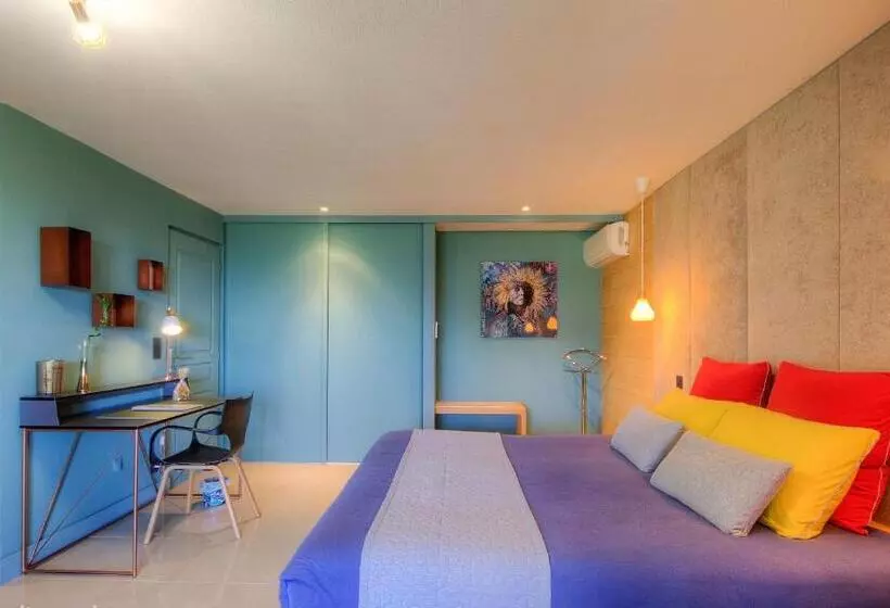 Aamiaismajoitus (B&B) Au Pied Des Oliviers