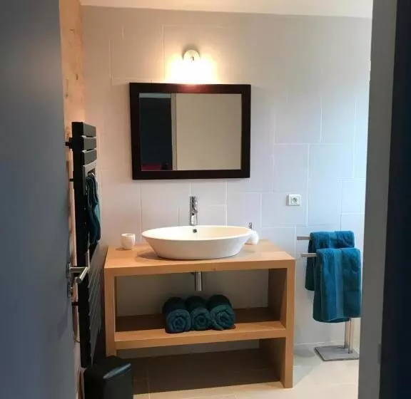 Aamiaismajoitus (B&B) Au Pied Des Oliviers