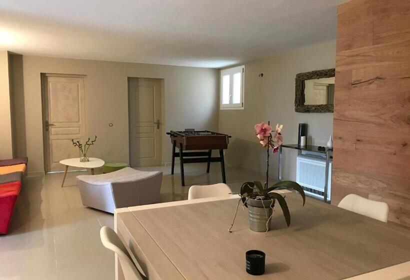 ベッドアンドブレックファースト Au Pied Des Oliviers