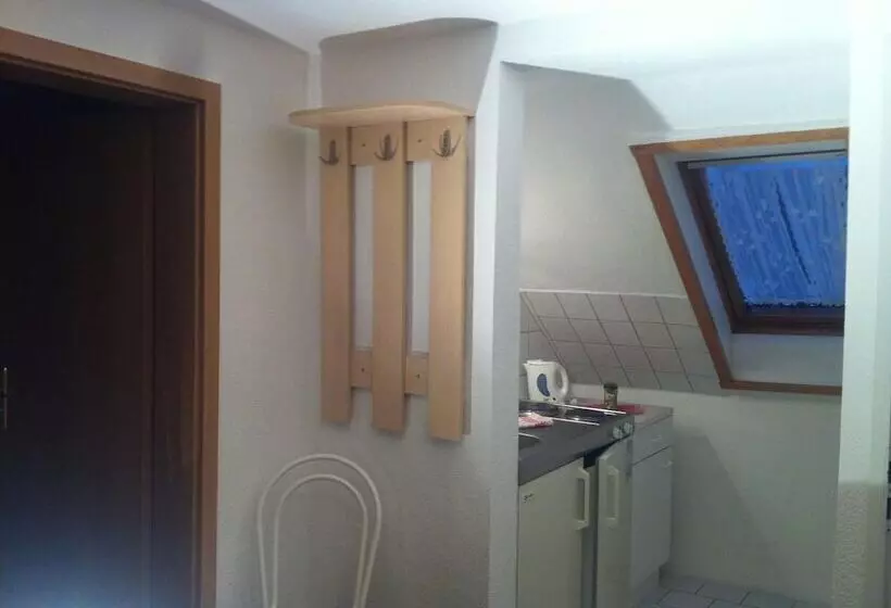 Aamiaismajoitus (B&B) Pension Borna