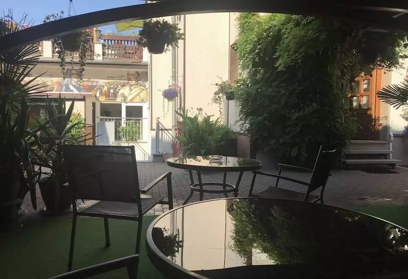 Aamiaismajoitus (B&B) Pension Borna