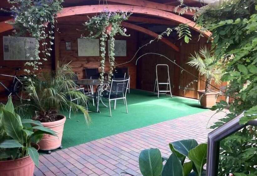 Bed and Breakfast Pension Borna