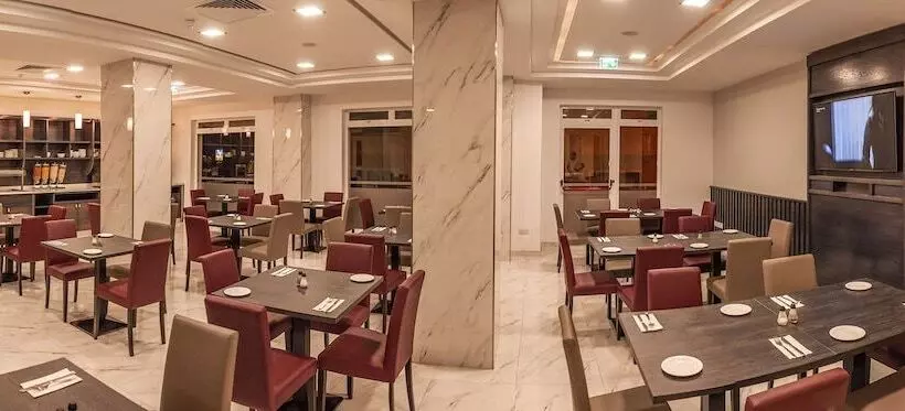 تختخواب و صبحانه Tj Boutique Accommodation